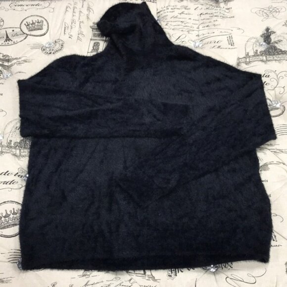 Halogen Fuzzy Turtleneck Pullover - Picture 3 of 5